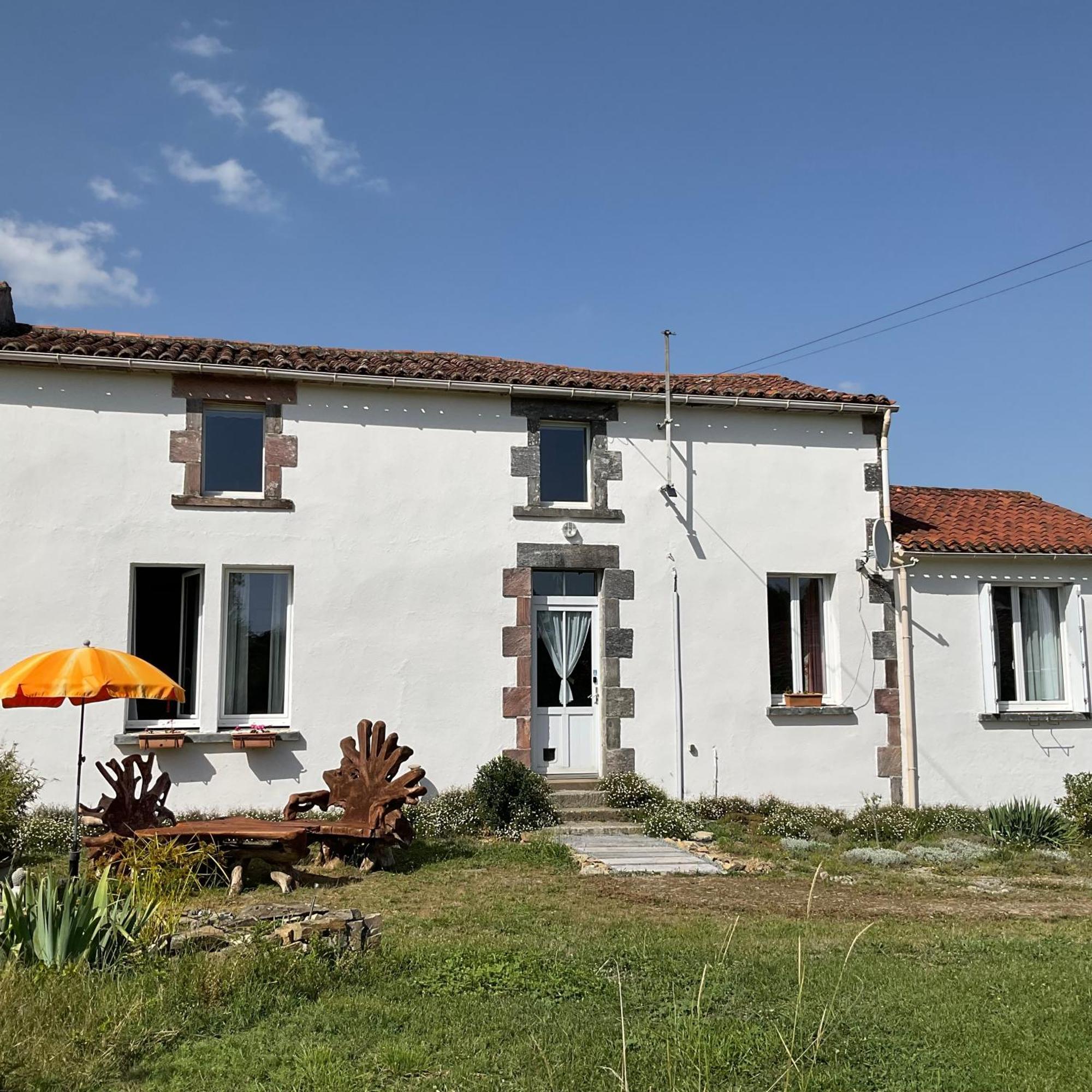 La Brionniere Bed and Breakfast Saint-Pierre-du-Chemin Eksteriør billede